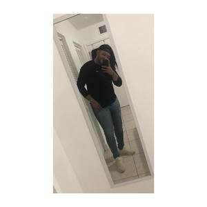 Meet your Posher, Christopher